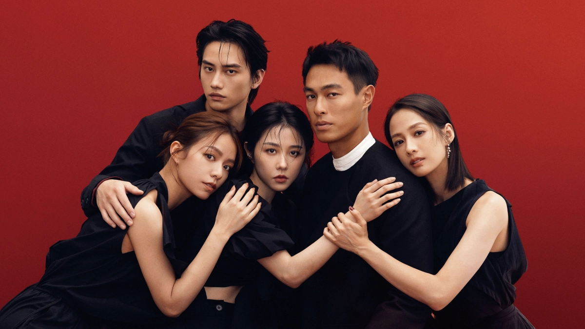 Lạc Lối Trong Tình Yêu (Adrift in Love)
