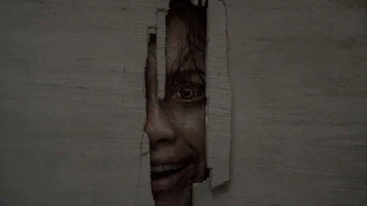 Ma Cây: Lửa Địa Ngục (Evil Dead Burn)